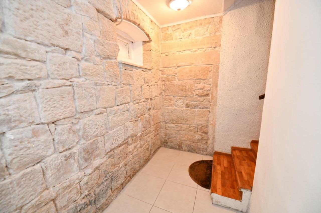 Apartment Cecilija ซินย์ ภายนอก รูปภาพ
