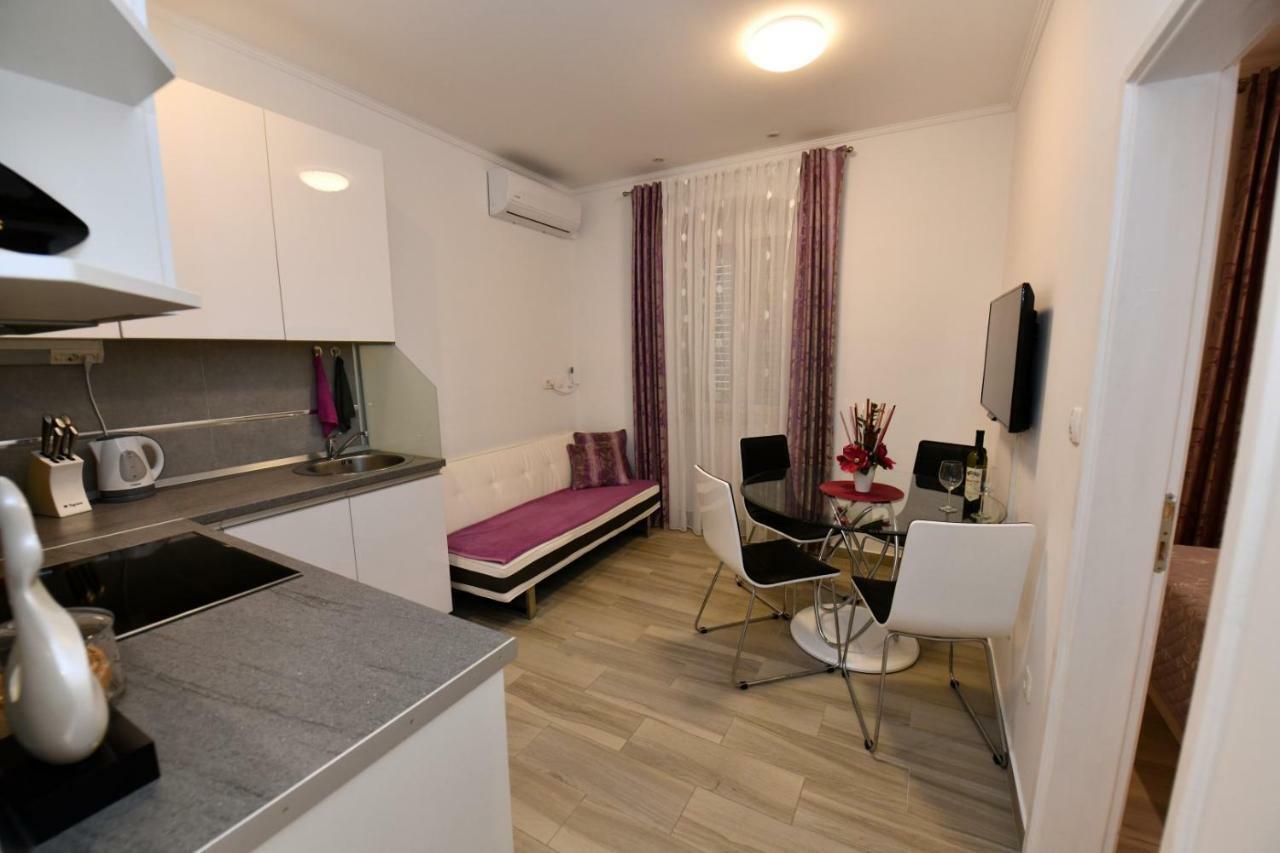 Apartment Cecilija ซินย์ ภายนอก รูปภาพ