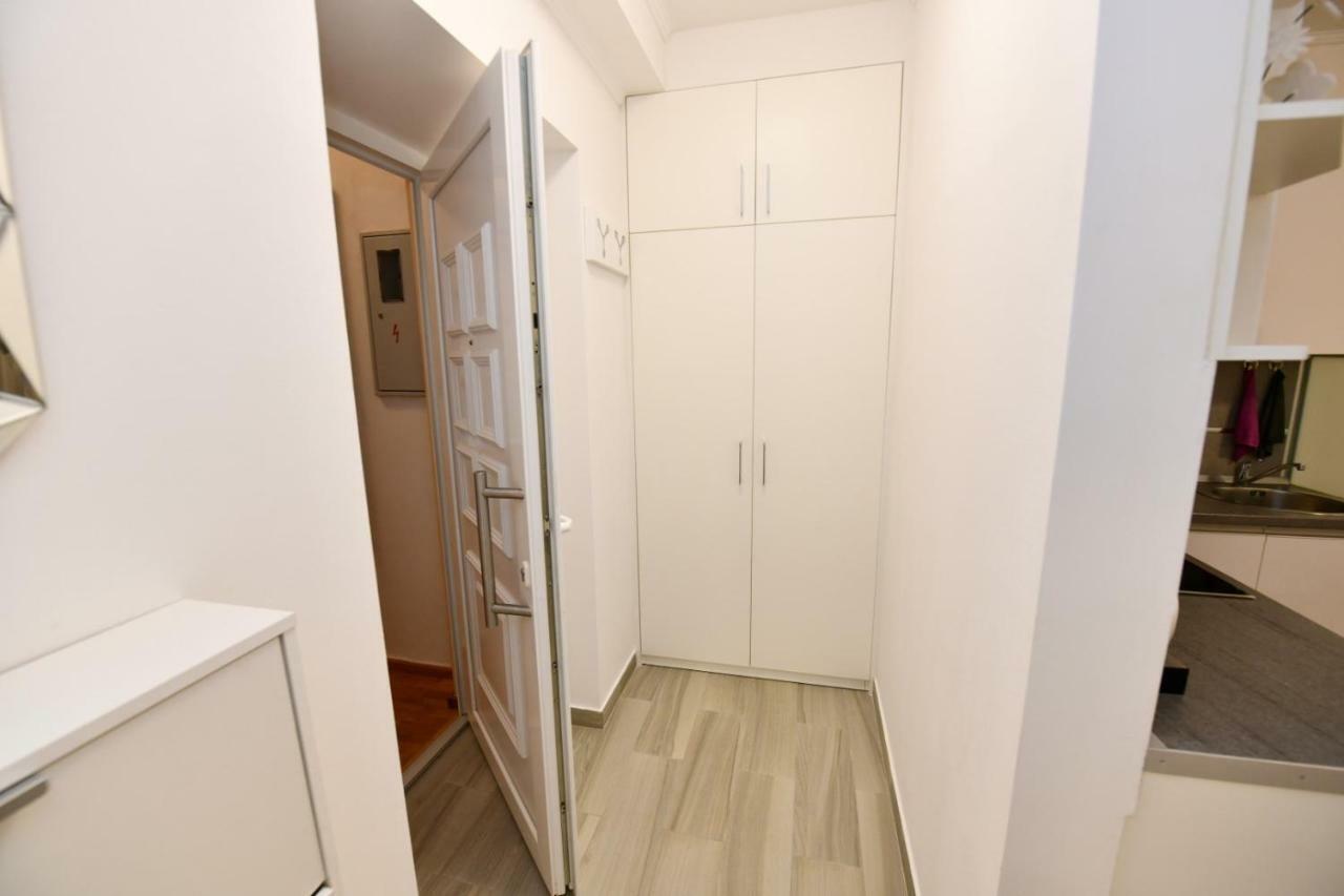 Apartment Cecilija ซินย์ ภายนอก รูปภาพ